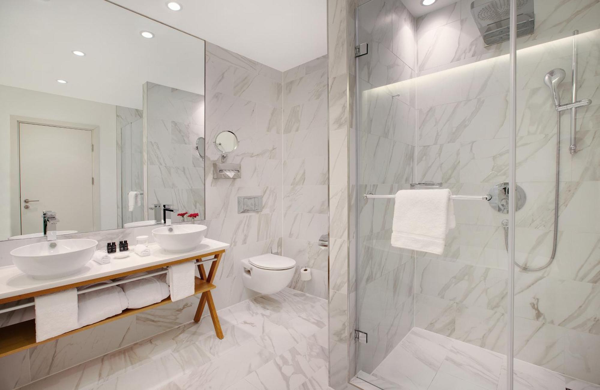 Hotel Berlin Potsdamer Platz By Leonardo Hotels Bagian luar foto