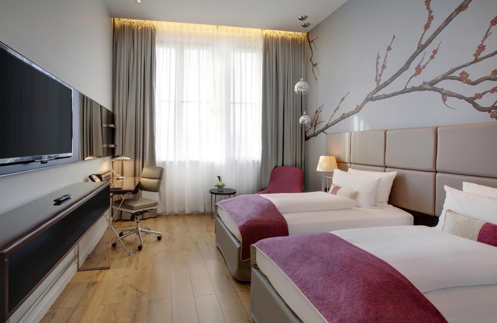 Hotel Berlin Potsdamer Platz By Leonardo Hotels Bagian luar foto