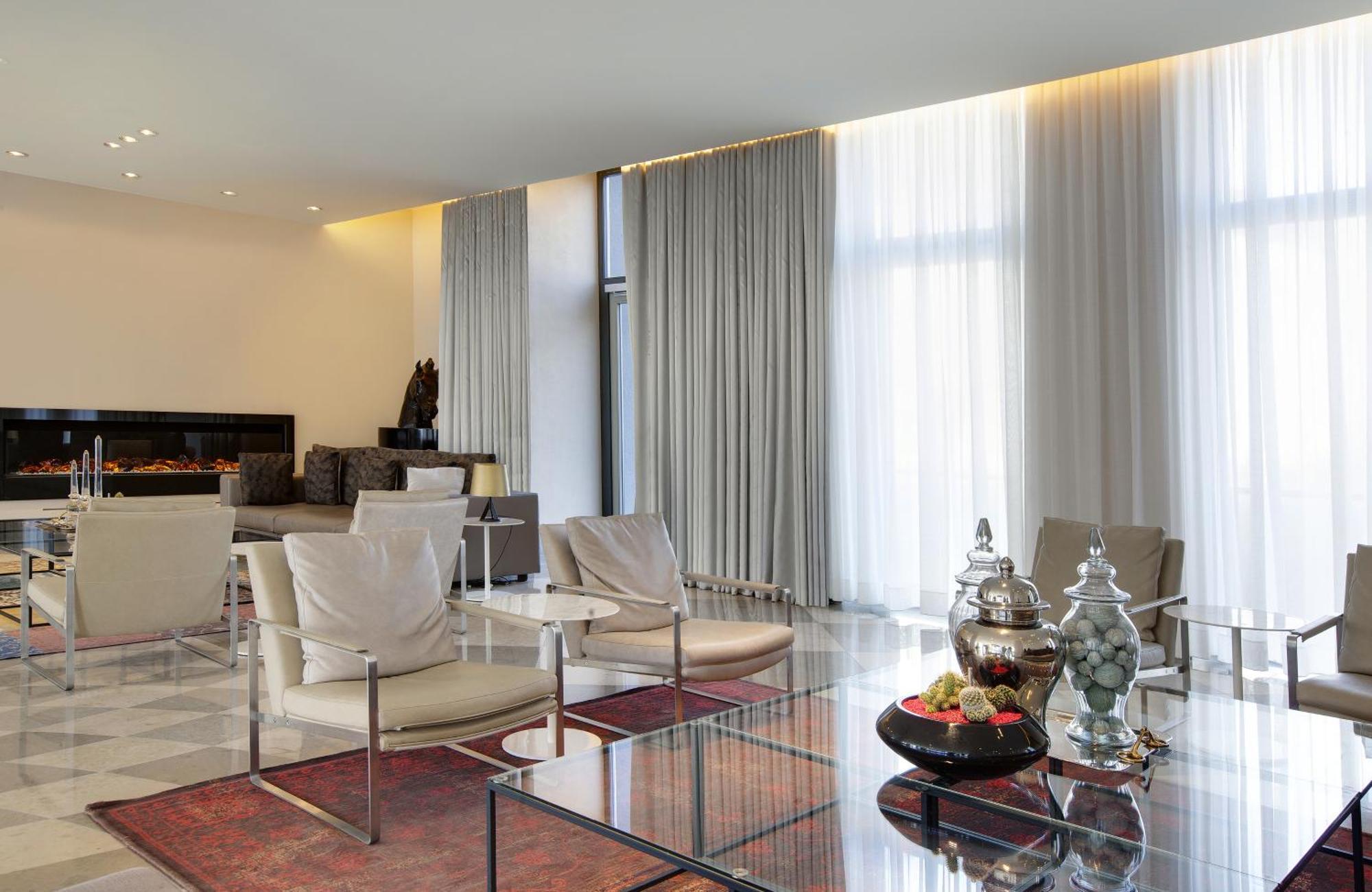 Hotel Berlin Potsdamer Platz By Leonardo Hotels Bagian luar foto